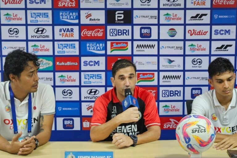 Pelatih Semen Padang Rasakan Kepuasan Usai Kemenangan Melawan Persija di Kandang