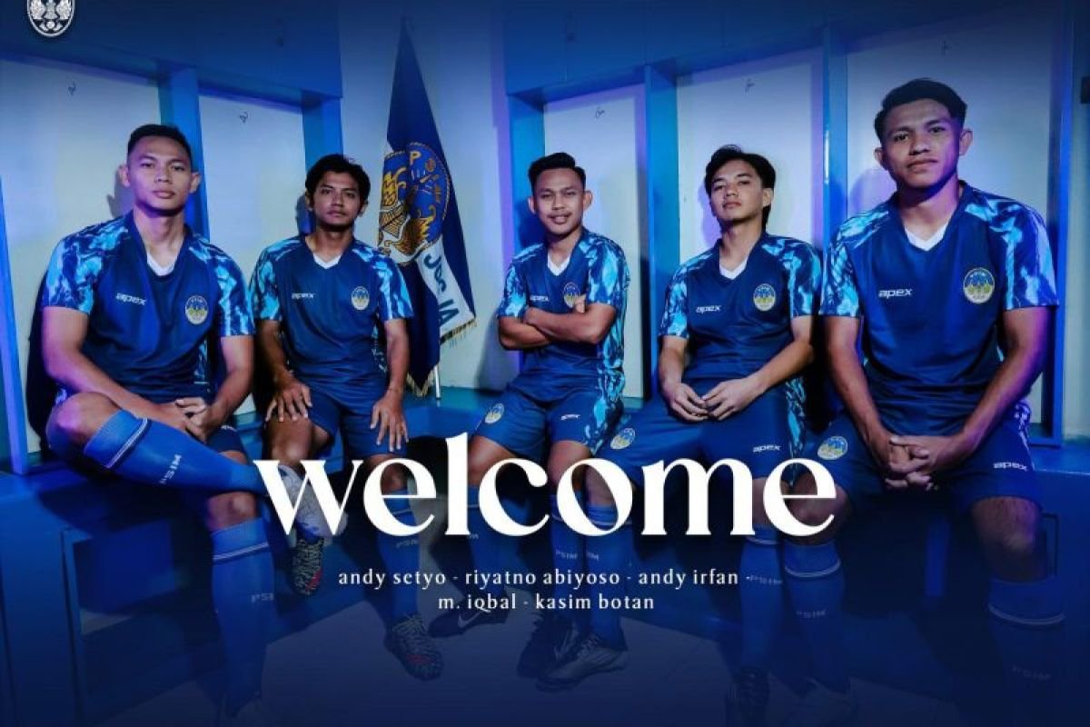 Berikut beberapa alternatif judul untuk artikel mengenai alasan PSIM Jogja mendatangkan Kasim Botan, Abiyoso, hingga Andy Setyo:

1. "Menggali Alasan PSIM Jogja Datangkan Kasim Botan, Abiyoso, dan Andy Setyo"
2. "Strategi PSIM Jogja: Mengapa Kasim Botan, Abiyoso, dan Andy Setyo Layak Bergabung?"
3. "PSIM Jogja Memperkuat Tim: Alasan di Balik Pemanggilan Kasim Botan, Abiyoso, dan Andy Setyo"
4. "Rekrutan Penting: PSIM Jogja dan Alasan Memilih Kasim Botan, Abiyoso, serta Andy Setyo"
5. "Menilai Langkah PSIM Jogja: Kasim Botan, Abiyoso, dan Andy Setyo dalam Skuad Musim Ini"

Silakan pilih atau kembangkan yang sesuai dengan kebutuhan Anda!