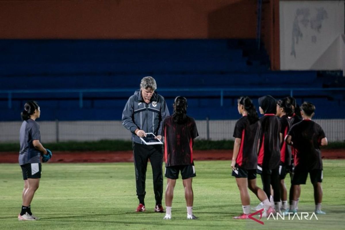 Timnas Putri U-16 Raih Prestasi Penting, Ungkap Timo Scheunemann