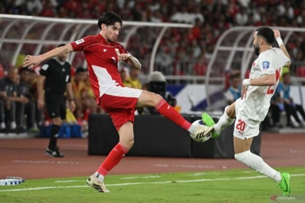 Kevin Diks Menghadirkan Harapan: Gol Penalti Kedua Perkecil Kedudukan Menjadi 2-3 untuk Indonesia