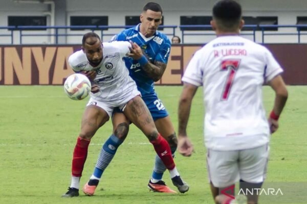 Super League Schedule: Arema Hosts Persib, Persija Faces PSM